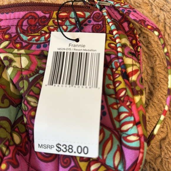 Frannie - Picture 4 of 7